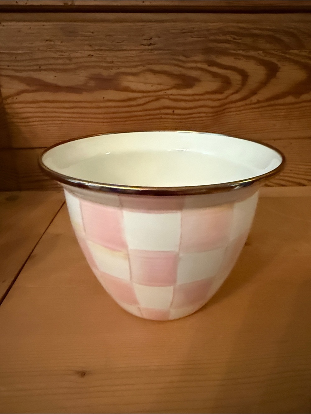 New MacKenzie-Childs Rosy Check Pink & White Large Enamel Flower Pot